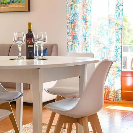 Casa Baddo, Fronte Air Con Iun R1866 בית נופש קאלה גונונה