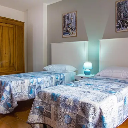Casa Baddo, Fronte Air Con Iun R1866 Cala Gonone