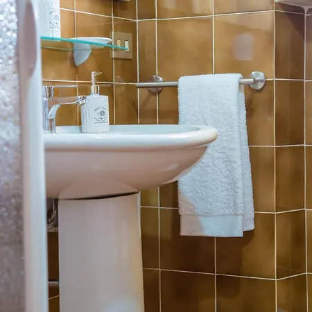 Casa Baddo, Fronte Air Con Iun R1866 * 卡拉古诺内